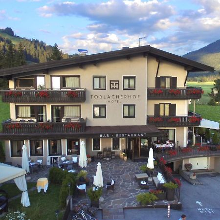 Hotel Toblacherhof ภายนอก รูปภาพ