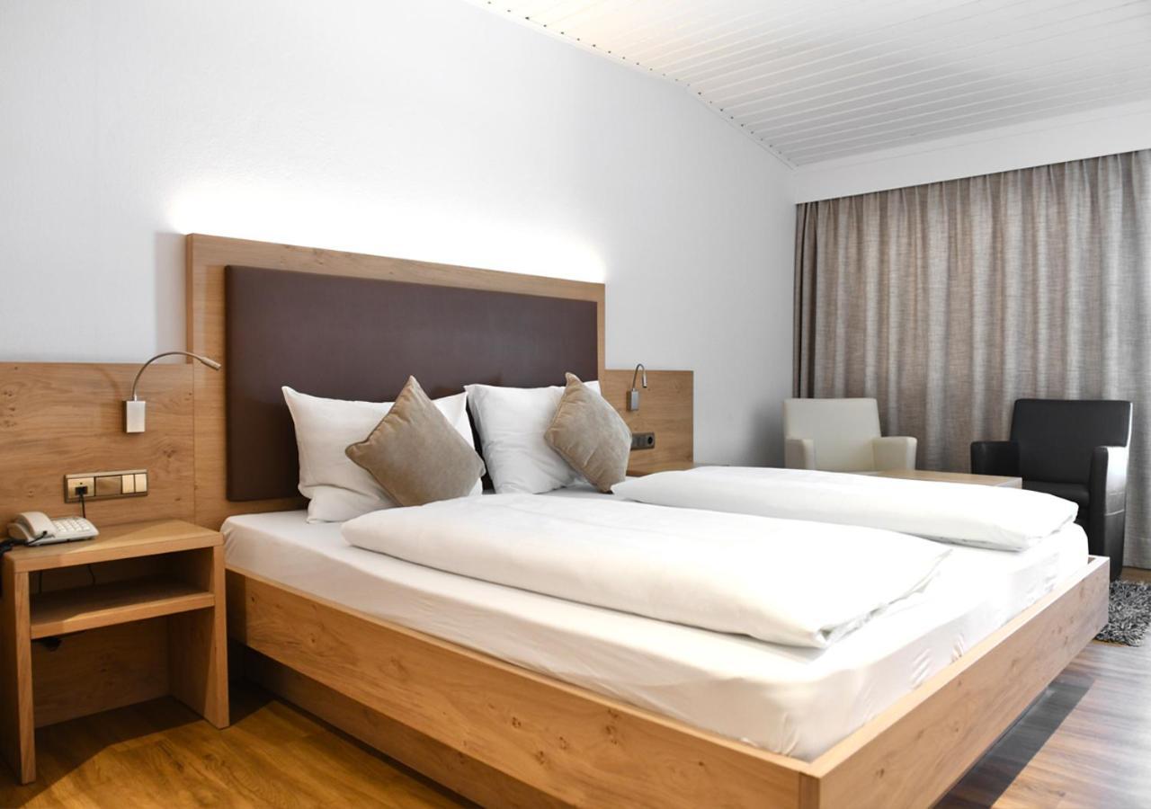Hotel Toblacherhof ภายนอก รูปภาพ