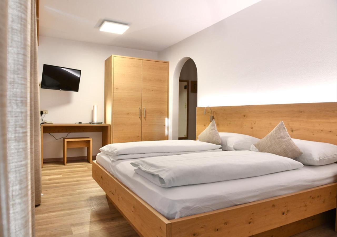 Hotel Toblacherhof ภายนอก รูปภาพ