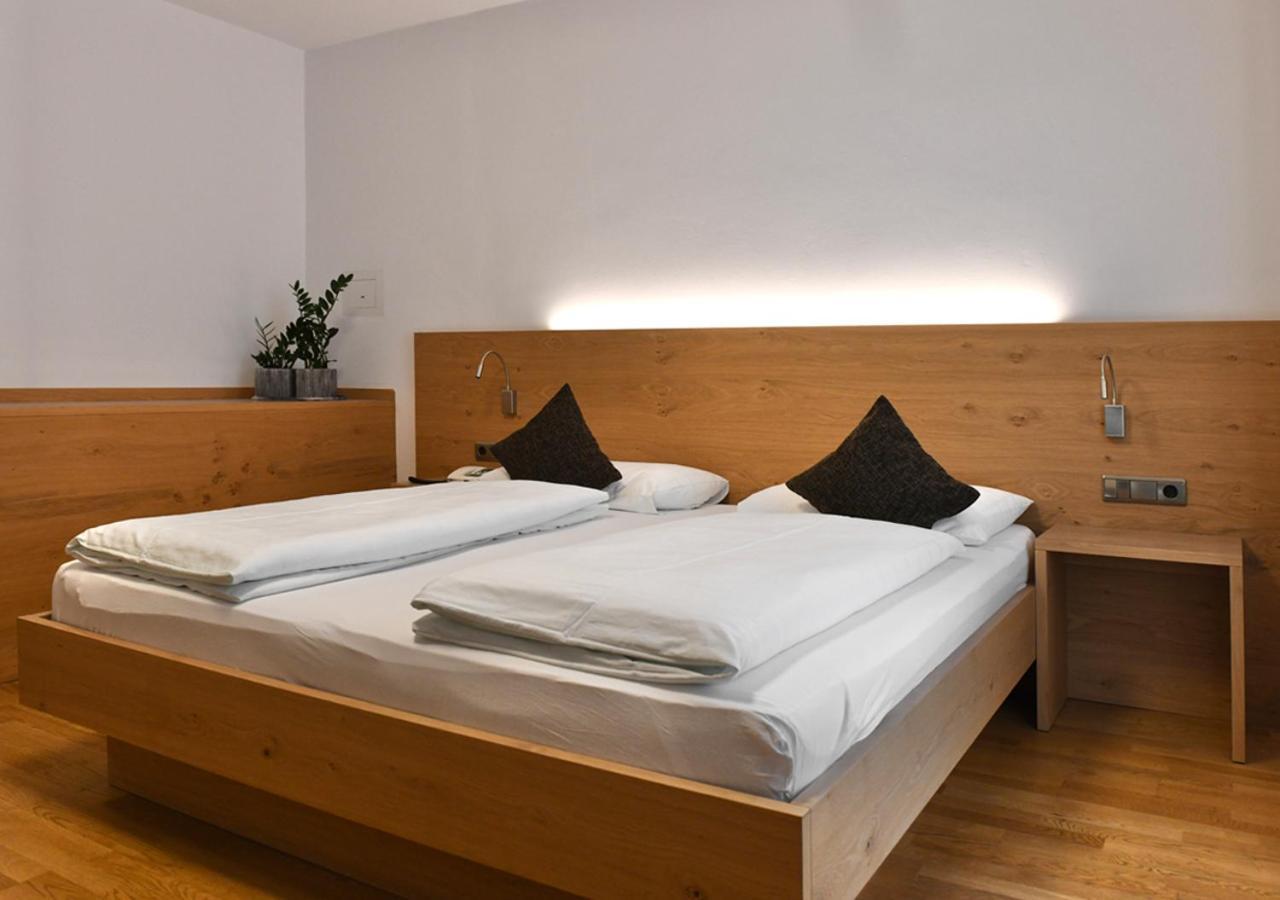 Hotel Toblacherhof ภายนอก รูปภาพ