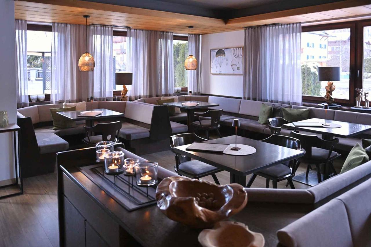 Hotel Toblacherhof ภายนอก รูปภาพ