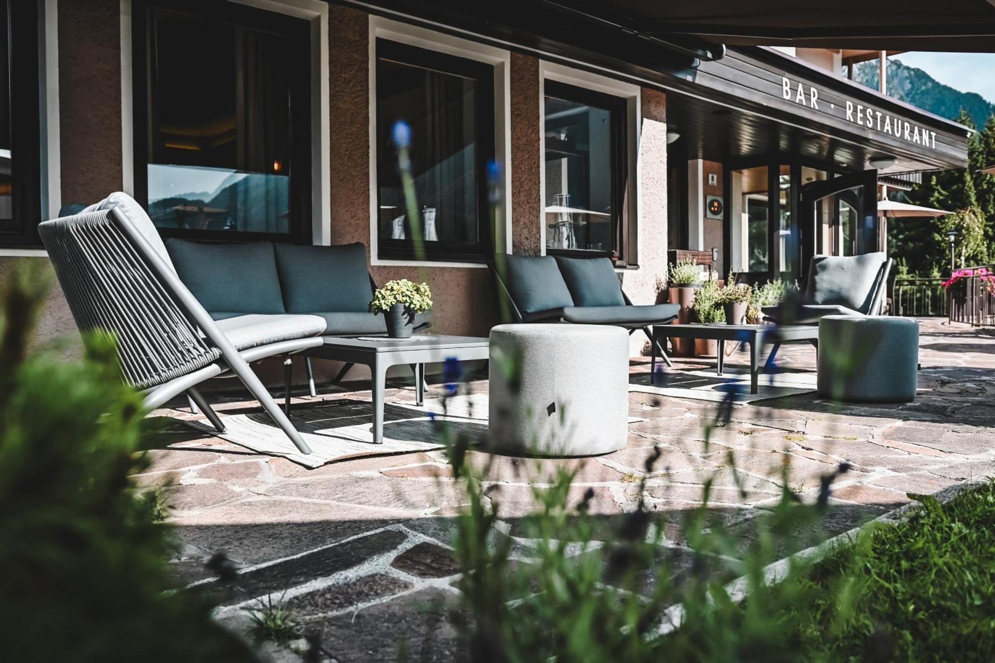 Hotel Toblacherhof ภายนอก รูปภาพ